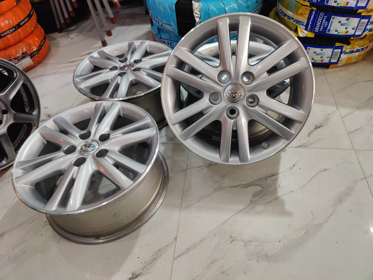 Toyota mark x oem wheels