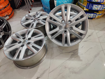 Toyota mark x oem wheels