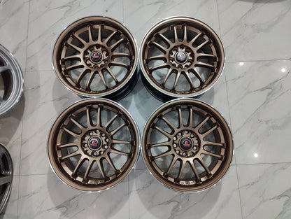 Ray's RE30 Wheels