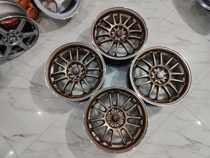 Ray's RE30 Wheels