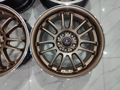 Ray's RE30 Wheels