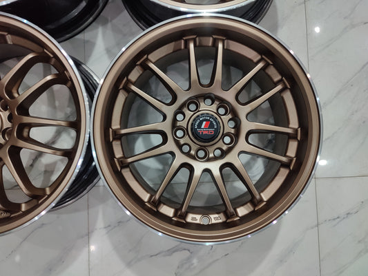 Ray's RE30 Wheels