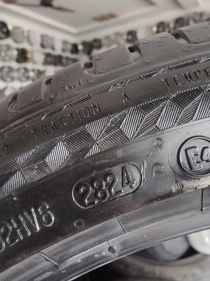 235/40/18 continental used Tyres available almost new condition