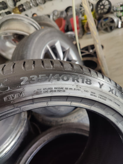 235/40/18 continental used Tyres available almost new condition