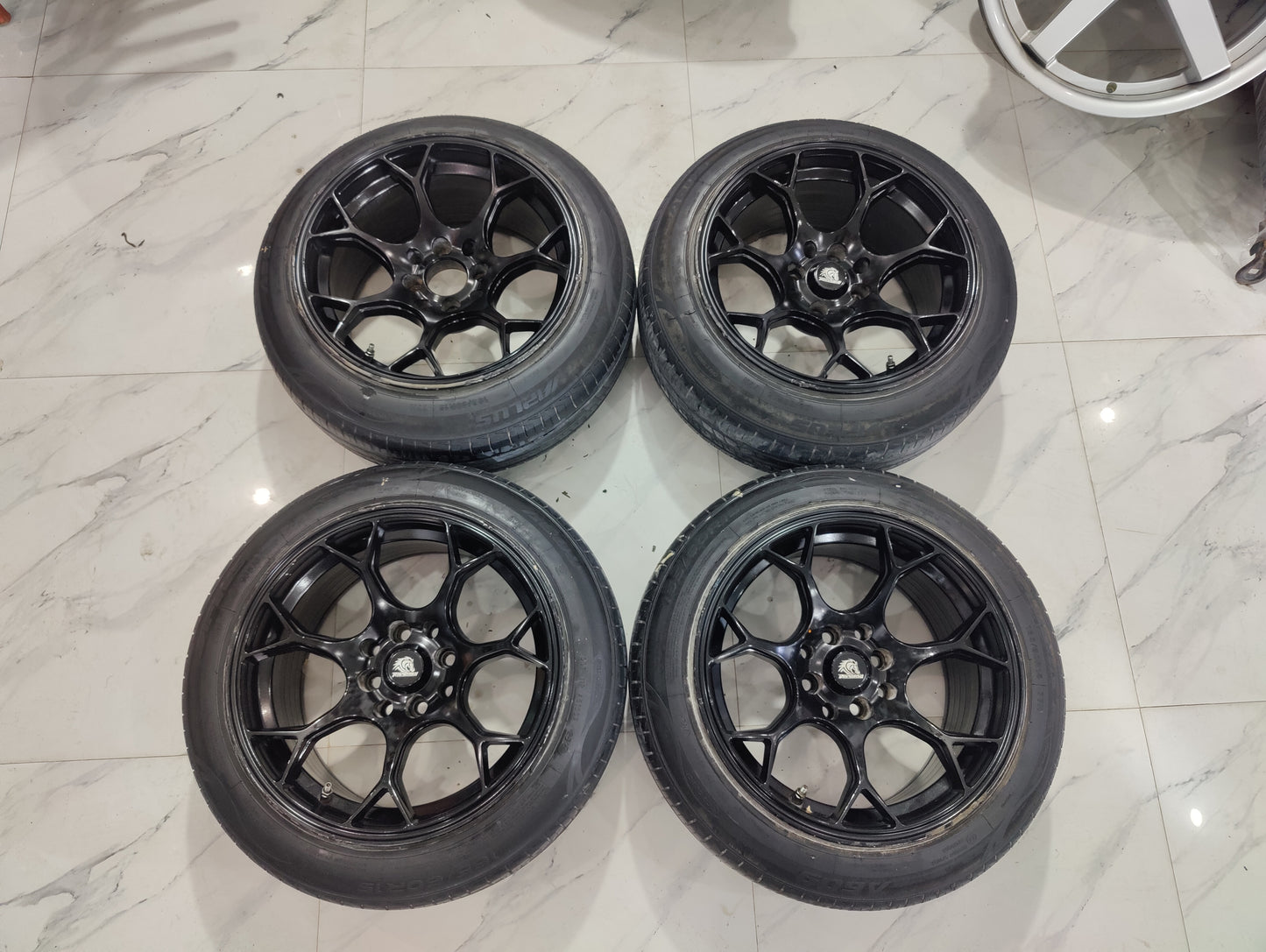 Shougun 528 original condition wheels&tyres