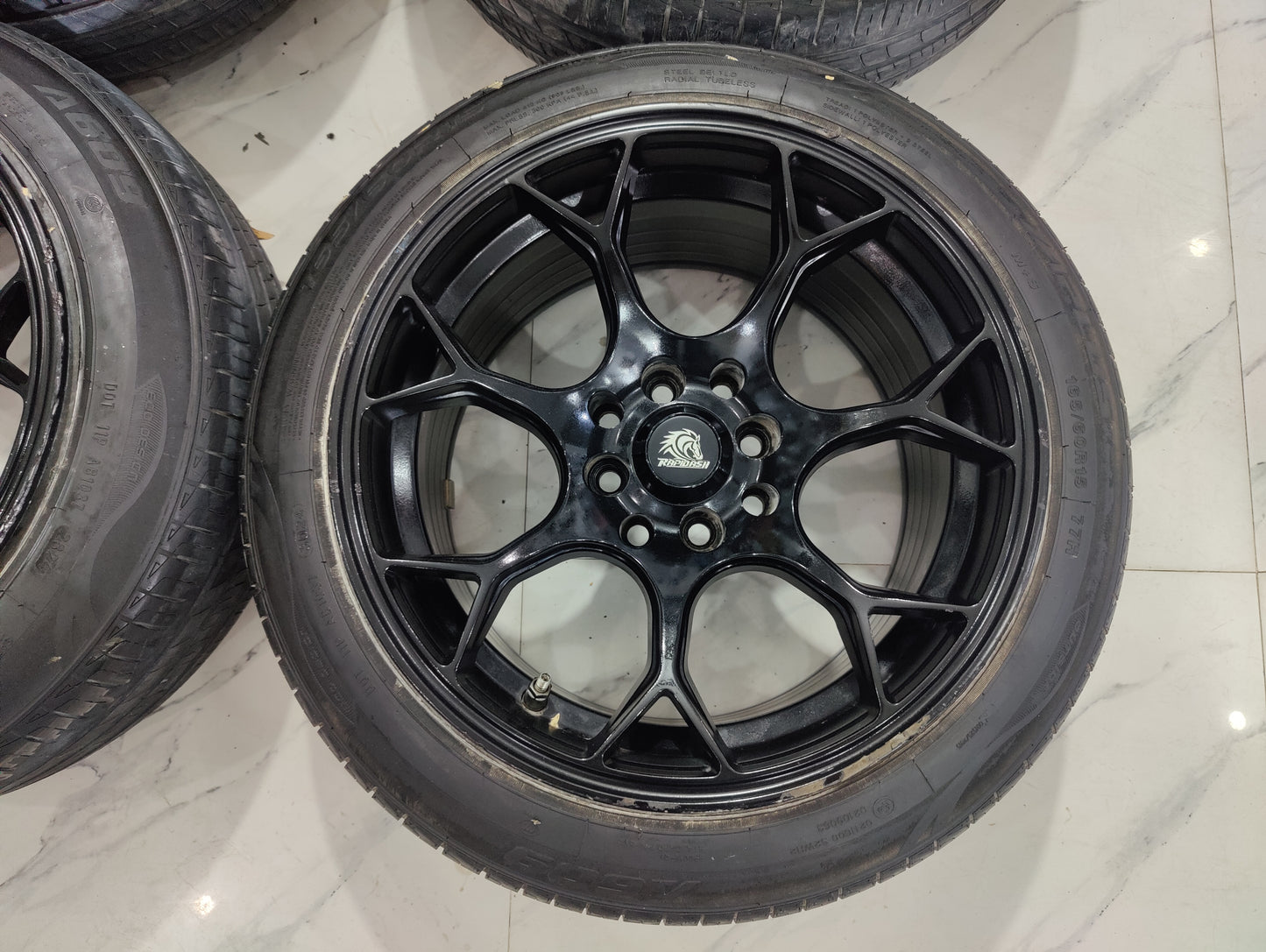 Shougun 528 original condition wheels&tyres