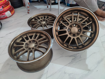 Rays Volk Racing RE30 wheels
