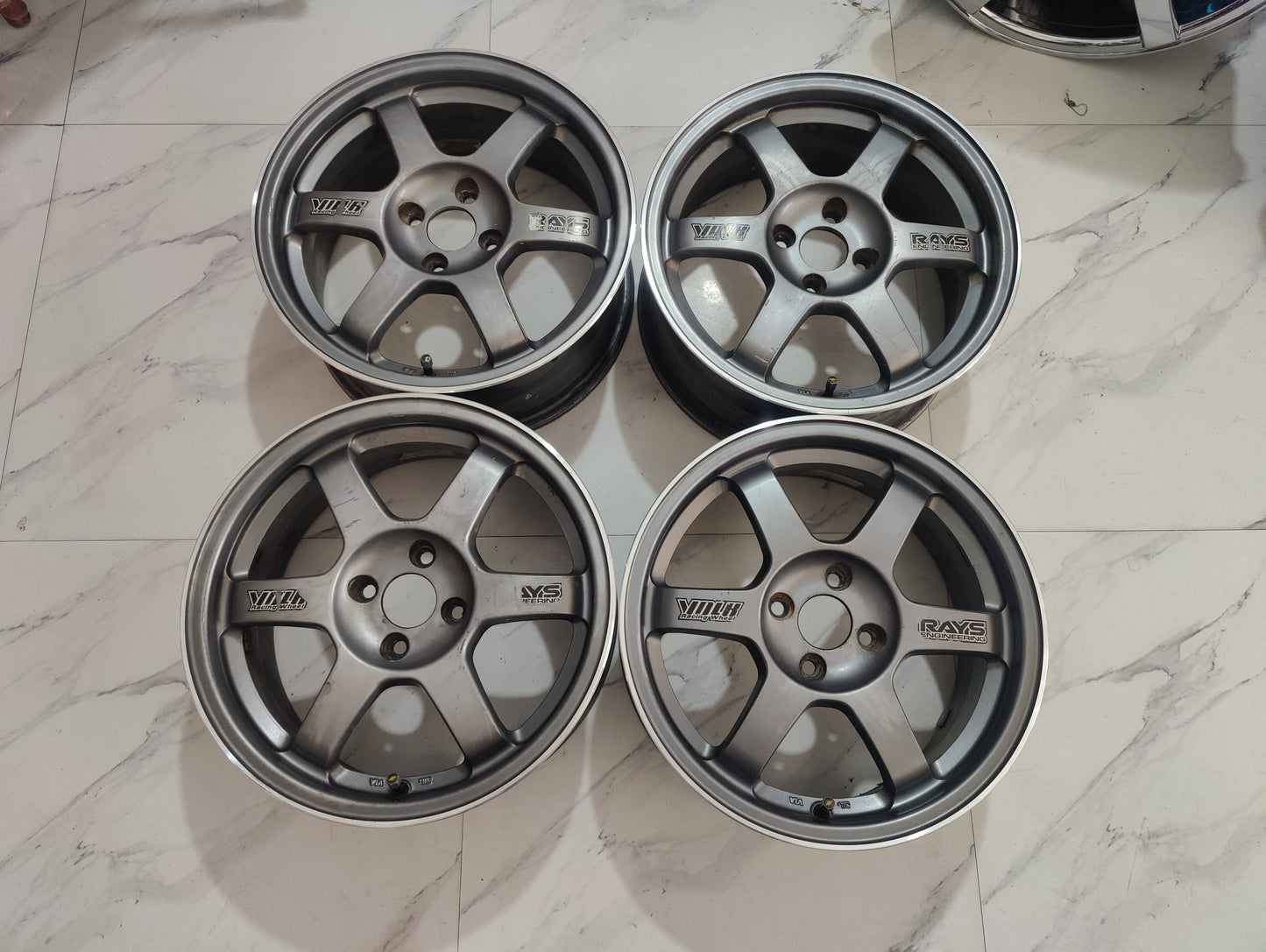 Rays Engineering TE37 wheels
