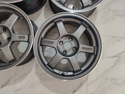 Rays Engineering TE37 wheels