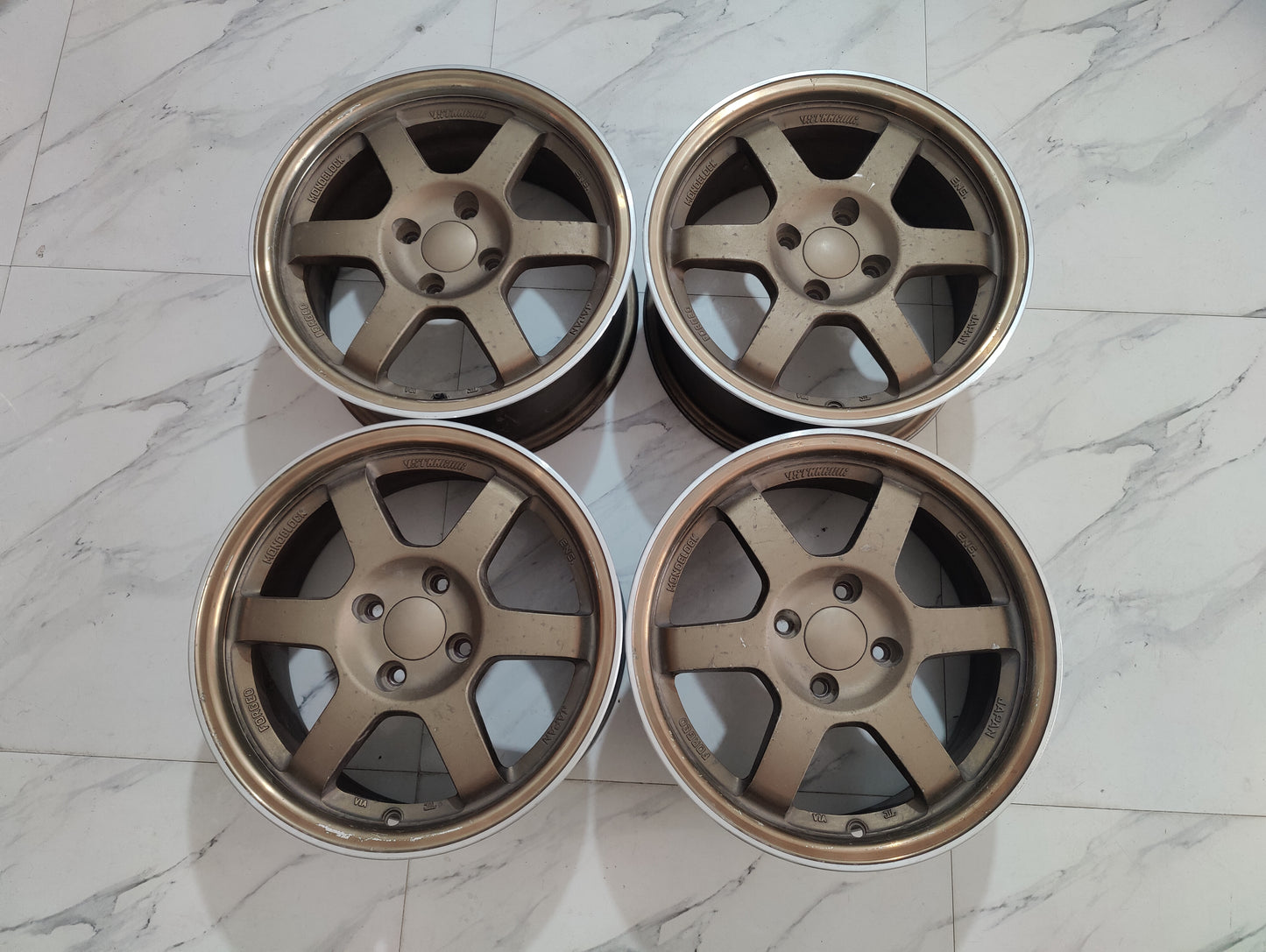 RAYS Volk Racing TE37 wheels