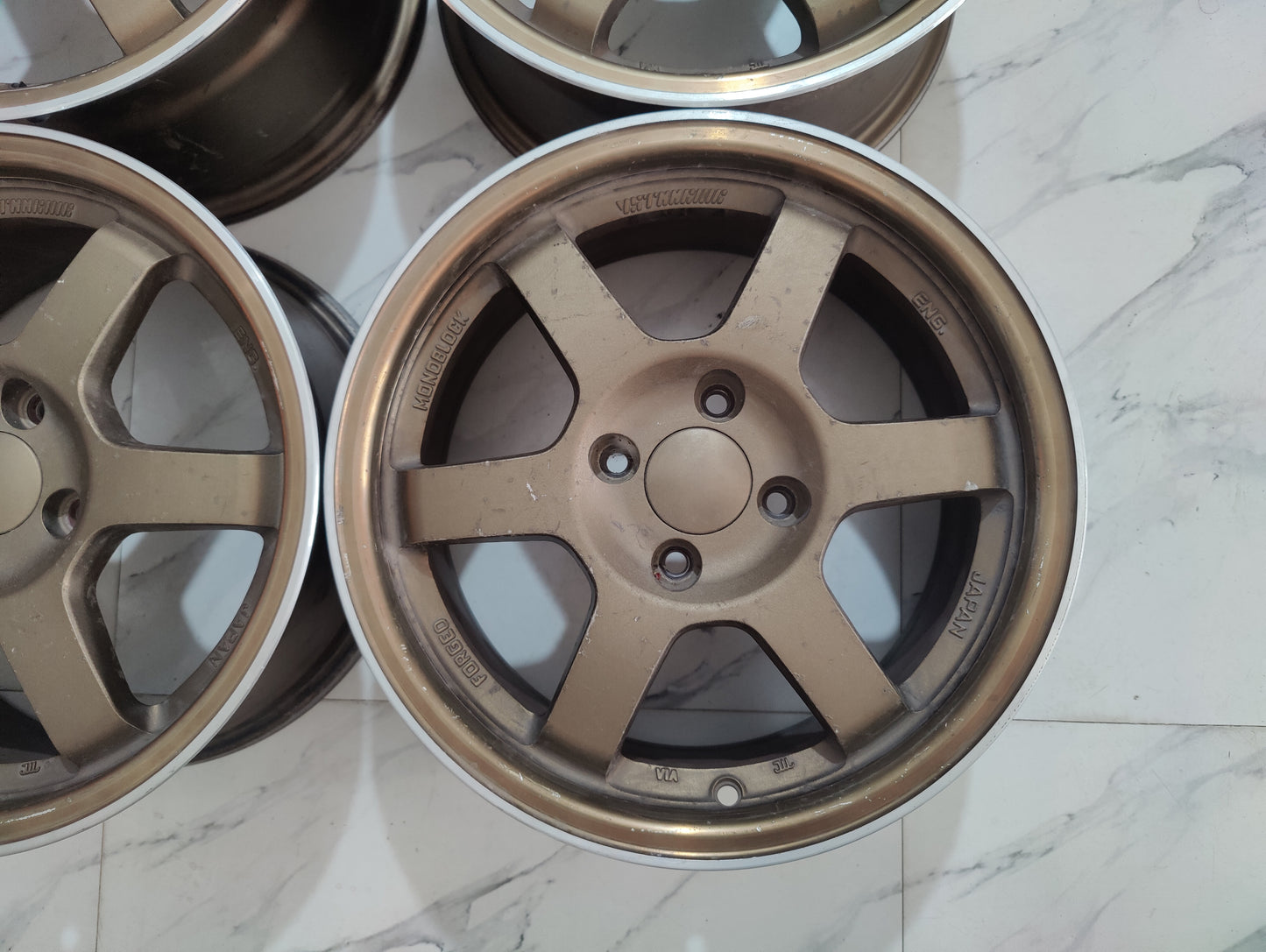 RAYS Volk Racing TE37 wheels