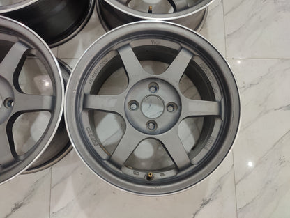 Rays Volk Racing TE37SL wheels