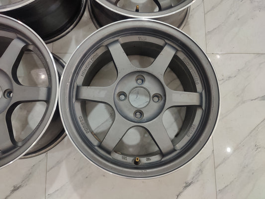 Rays Volk Racing TE37SL wheels