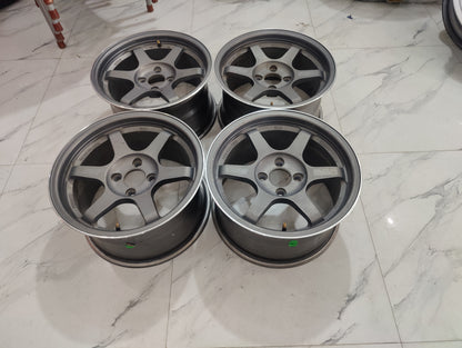 Rays Volk Racing TE37SL wheels