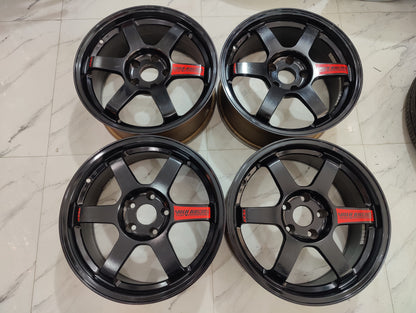 RAYS Volk Racing TE37SL wheels