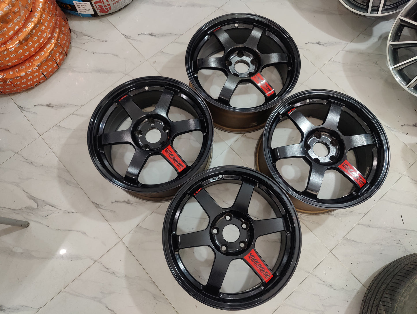 RAYS Volk Racing TE37SL wheels