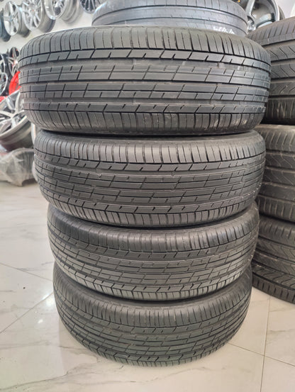 165/55/15 Bridgestone used Tyres set available 95%