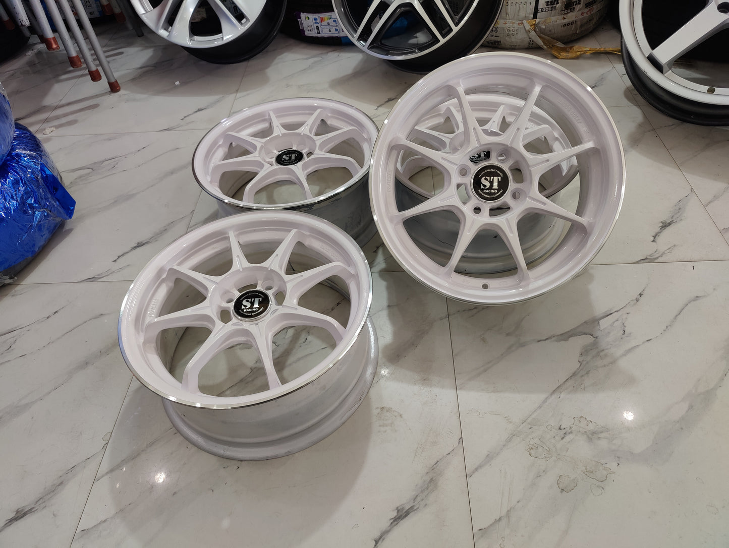 Advanti Racing MI526 wheels