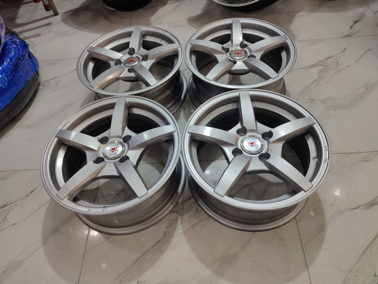 Vossen CV3 wheels