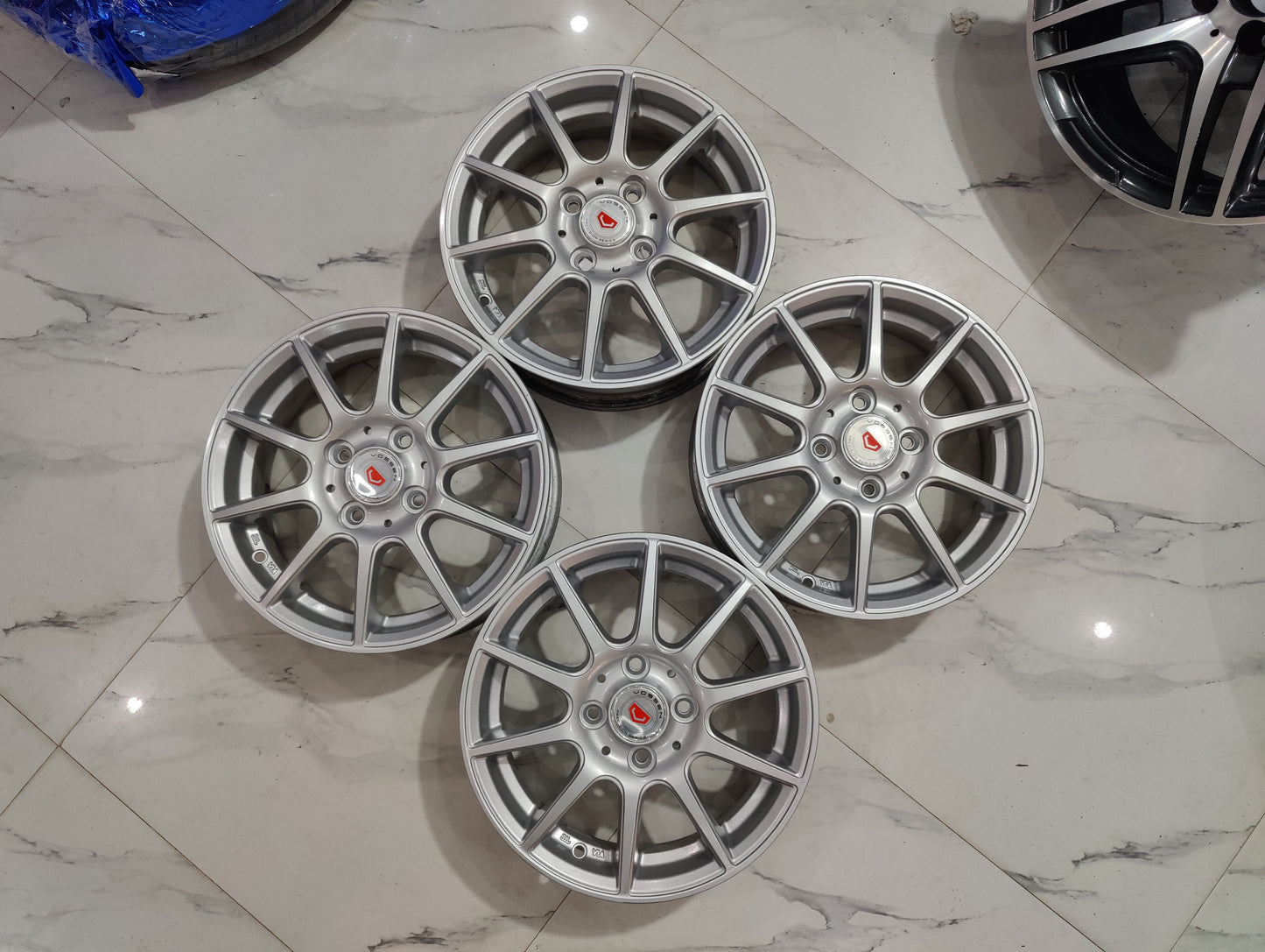 Vossen v2 wheels