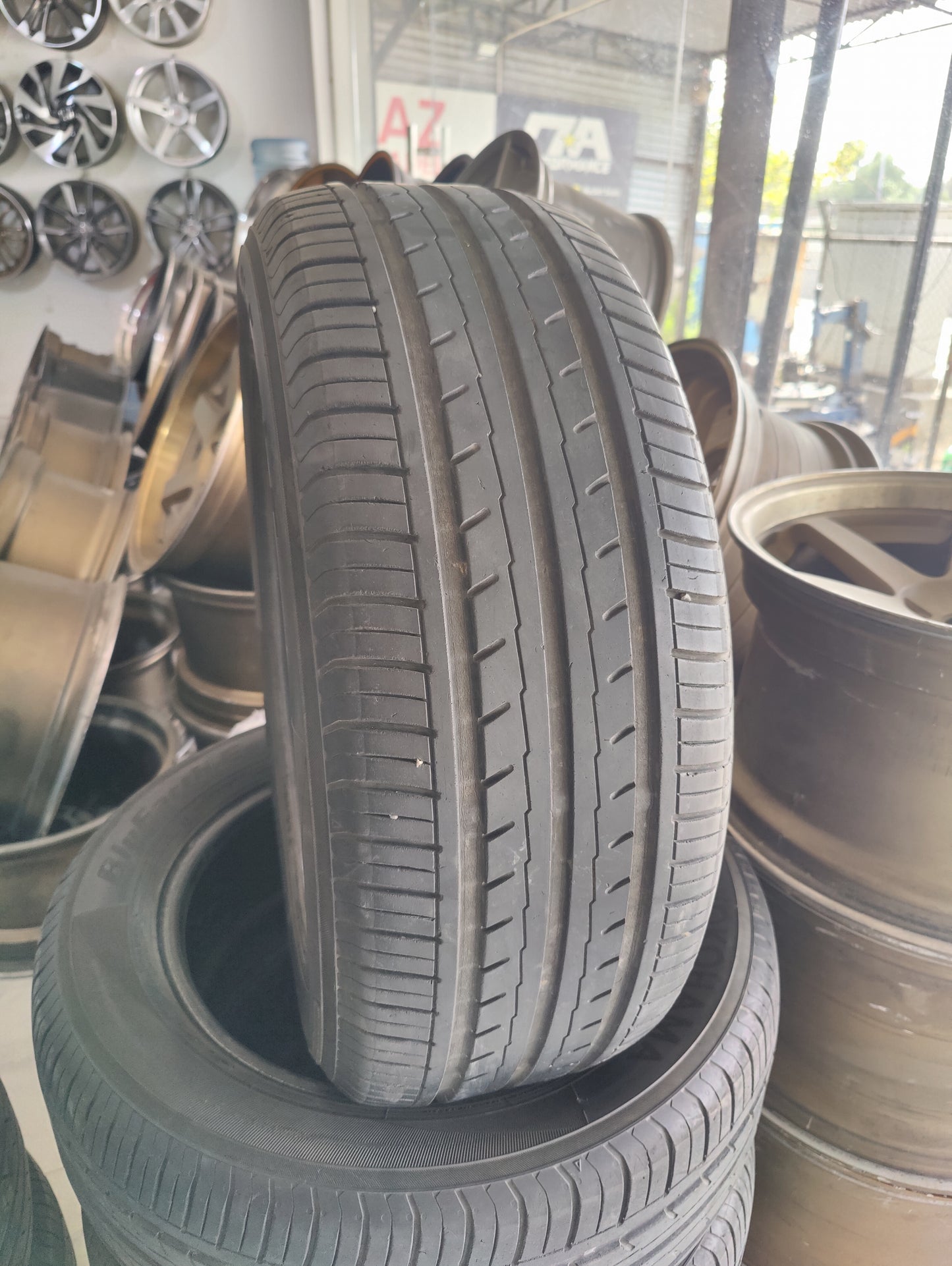 215/55/16 Yokohama blue earth es32 used tyres set available