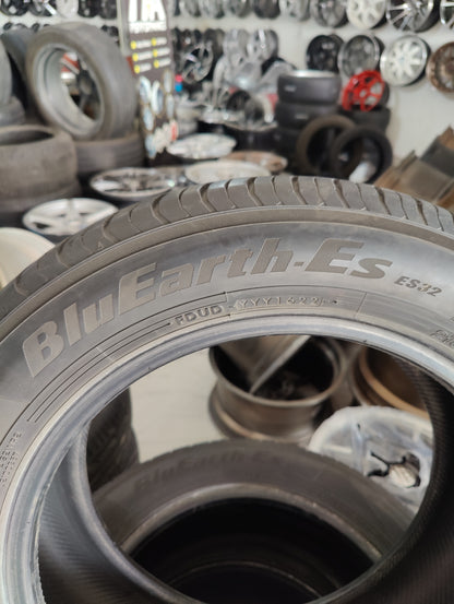 215/55/16 Yokohama blue earth es32 used tyres set available