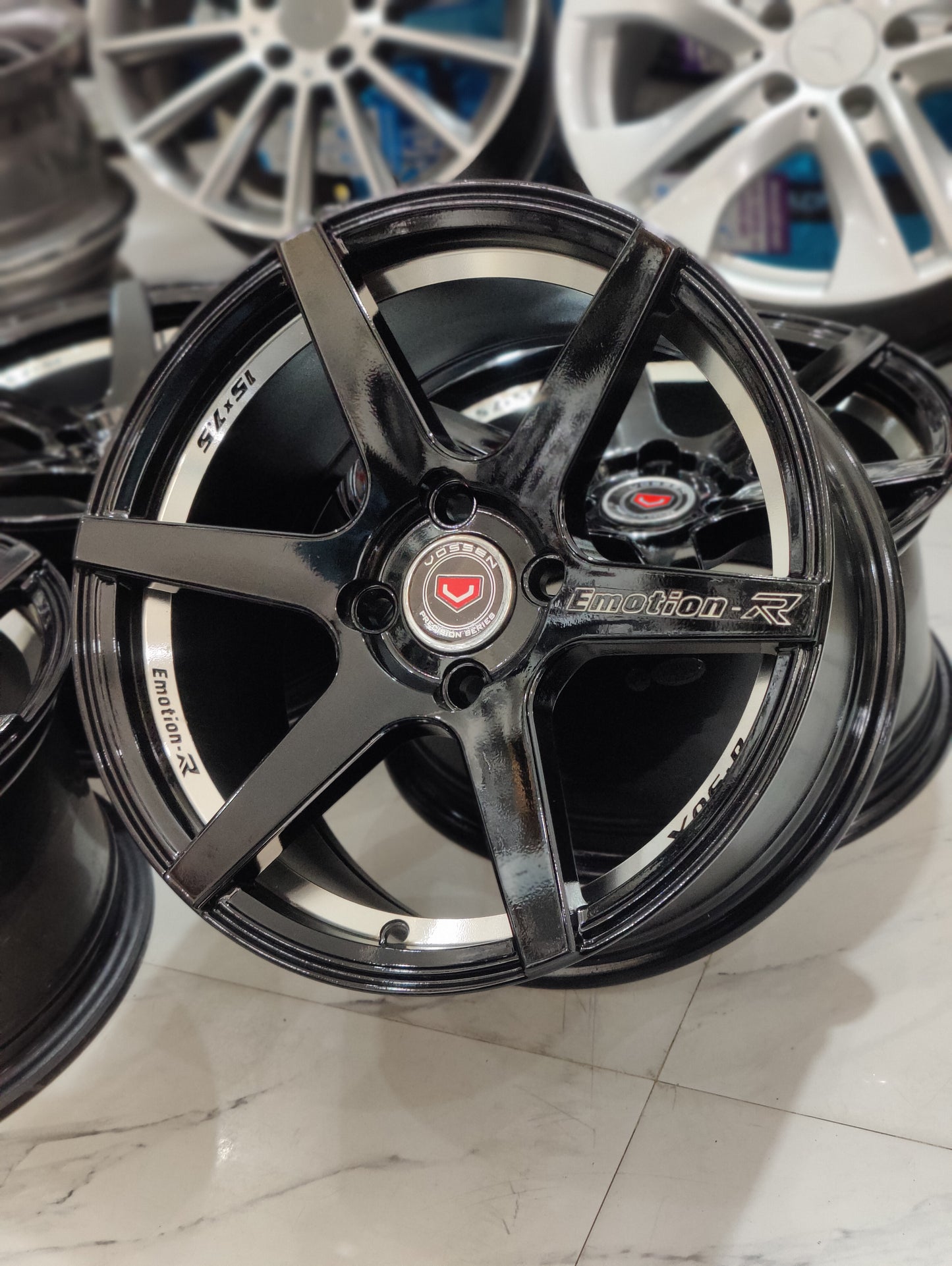 Emotion R concave wheels
