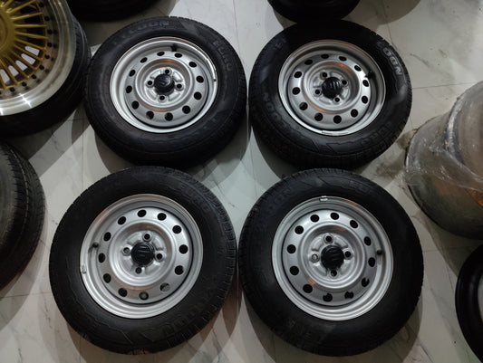 145/80/13 almost new tyres set 2026&13 steel wheels