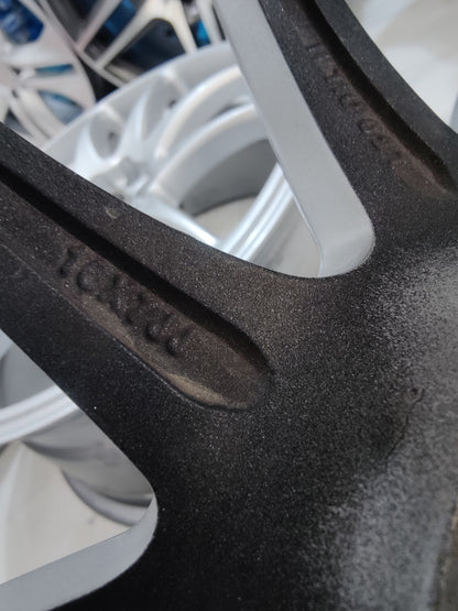 Work Emotion CR wheels