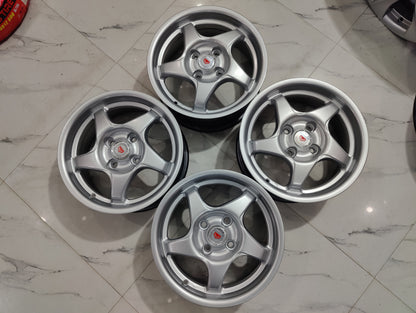 Curving Star Wheels