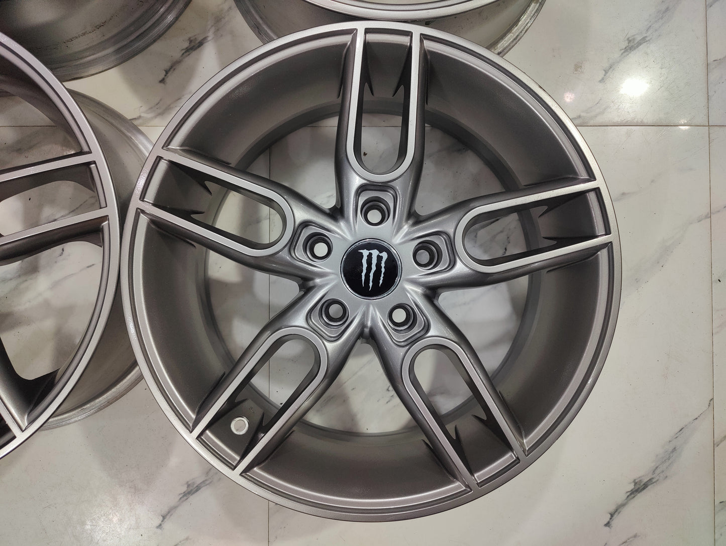 Monster hunter wheels