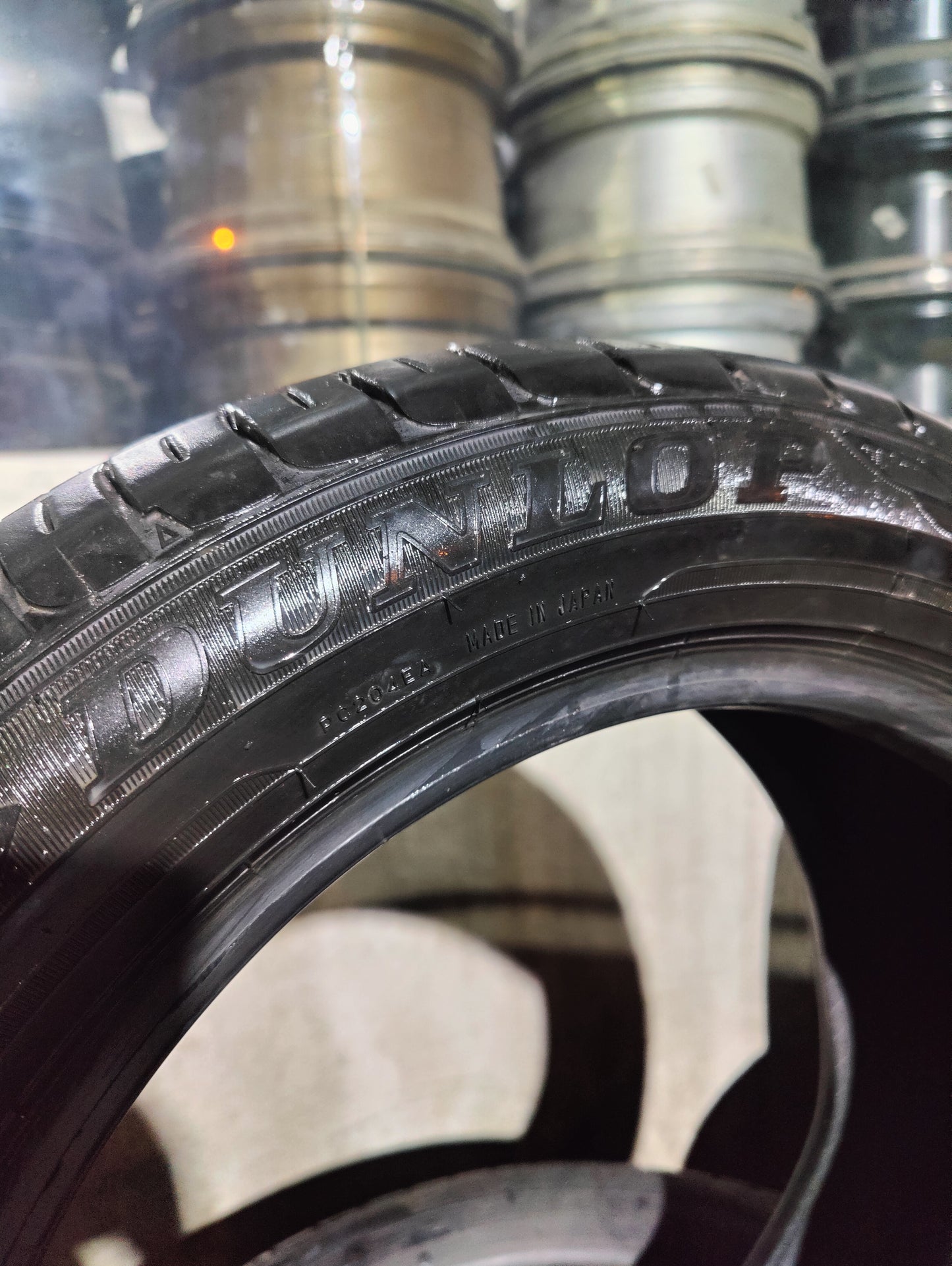 195/55/16 Qabli Dunlop tyres set available