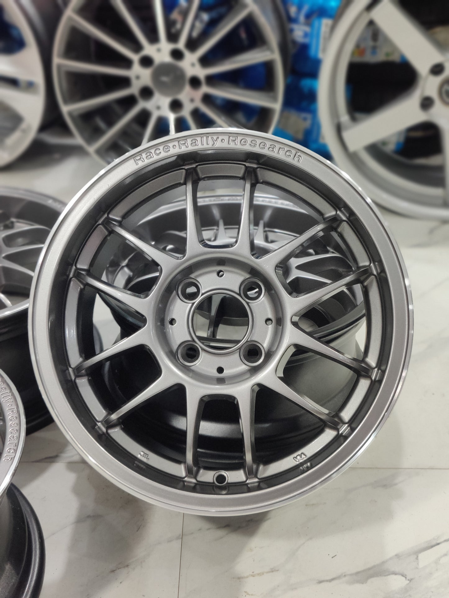 Racing Hart wheels