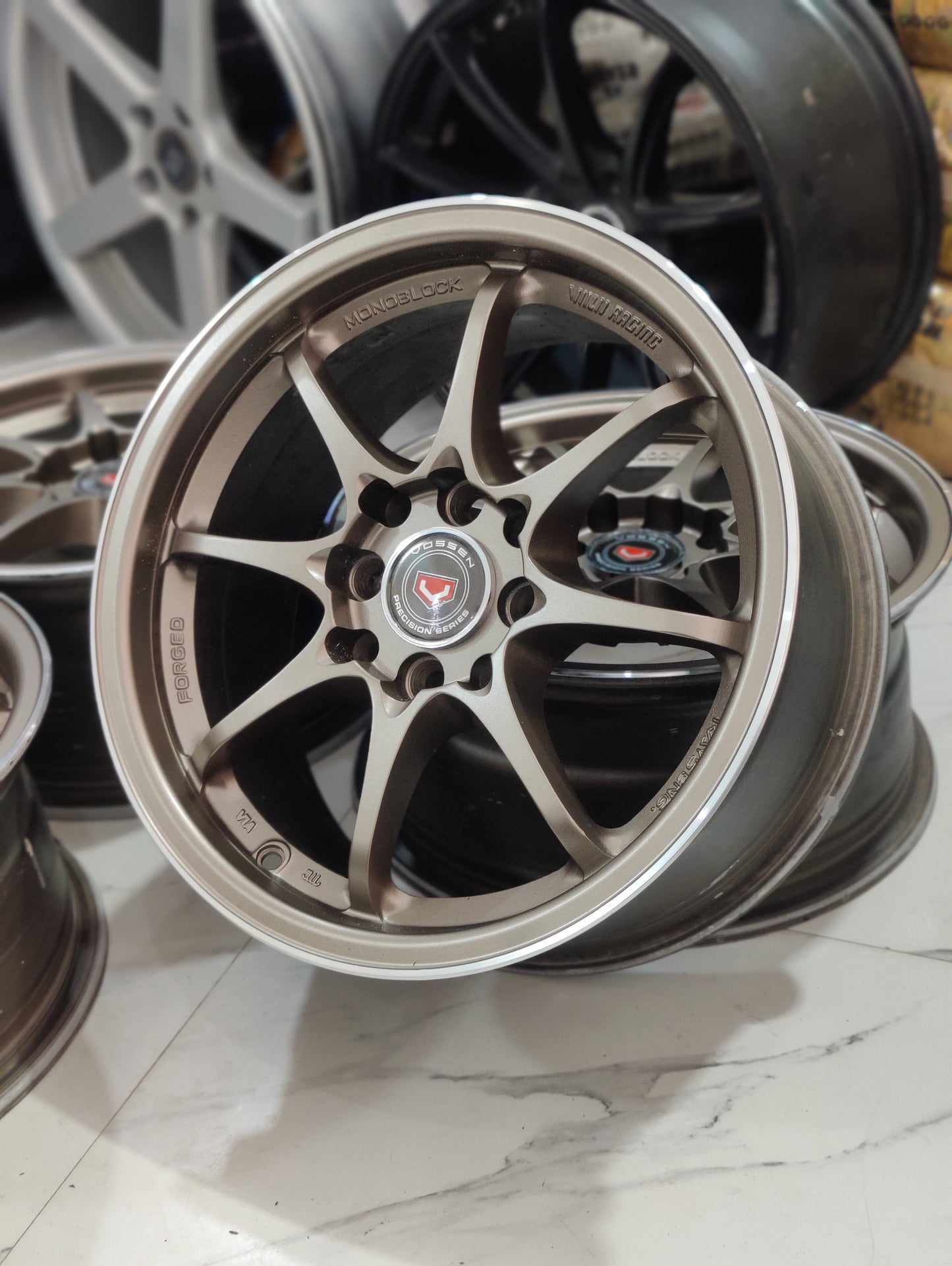 Ray's ce28 wheels
