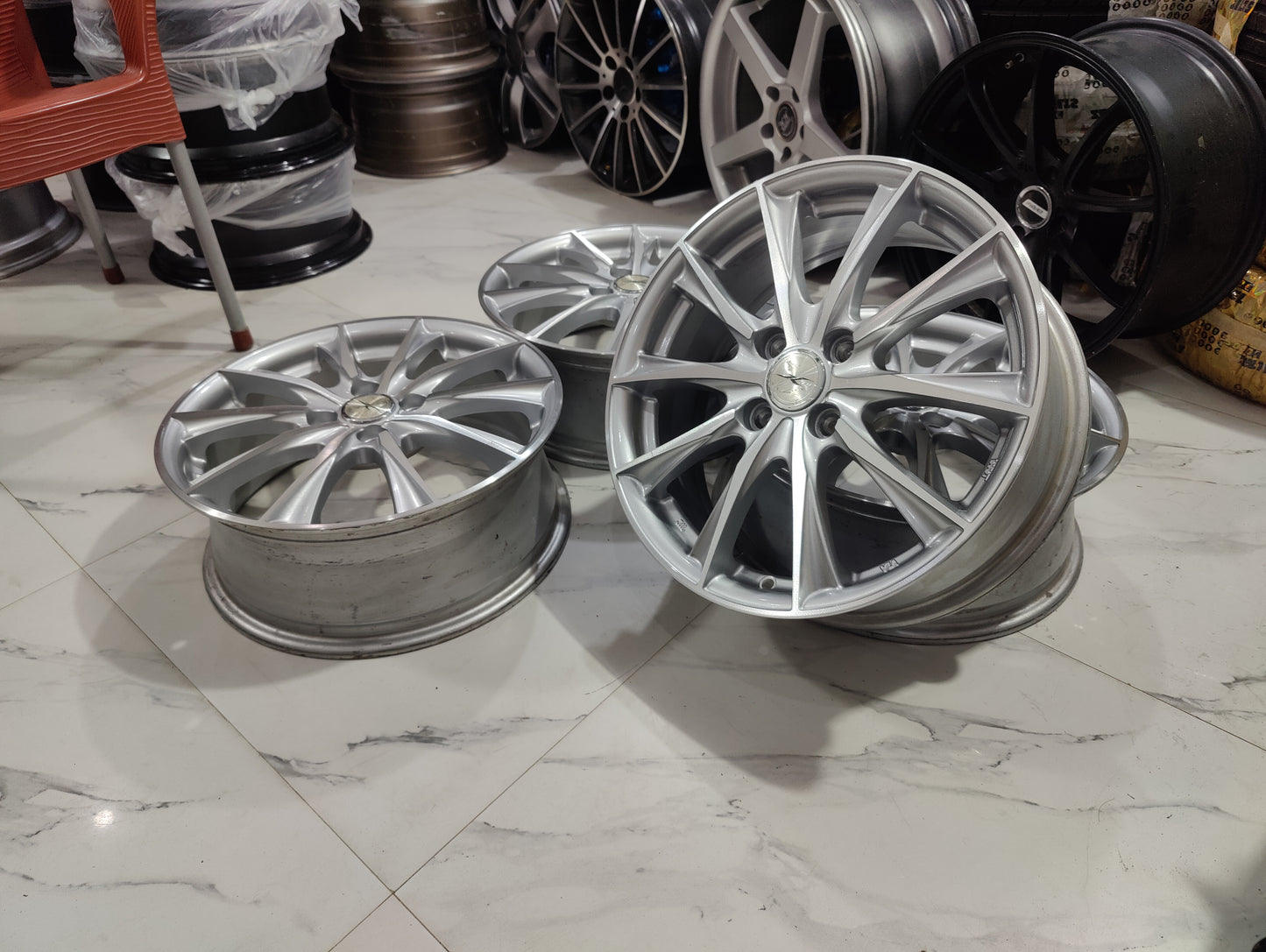 Exeeder E06 Wheels