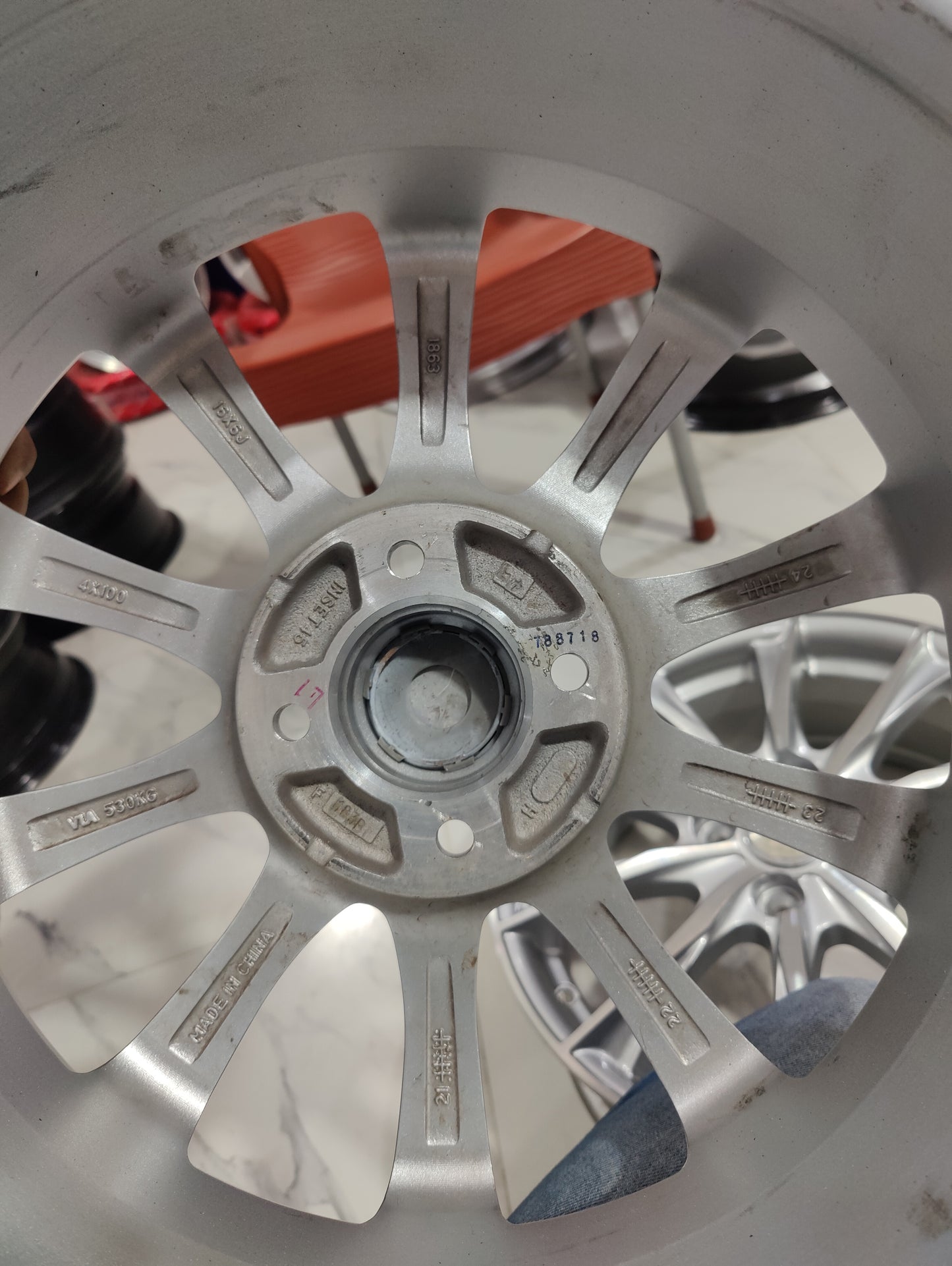 Exeeder E06 Wheels