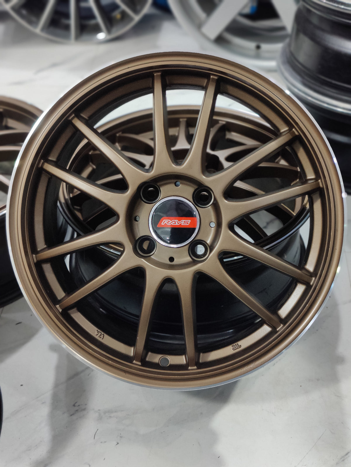Ray's RE30 Wheels