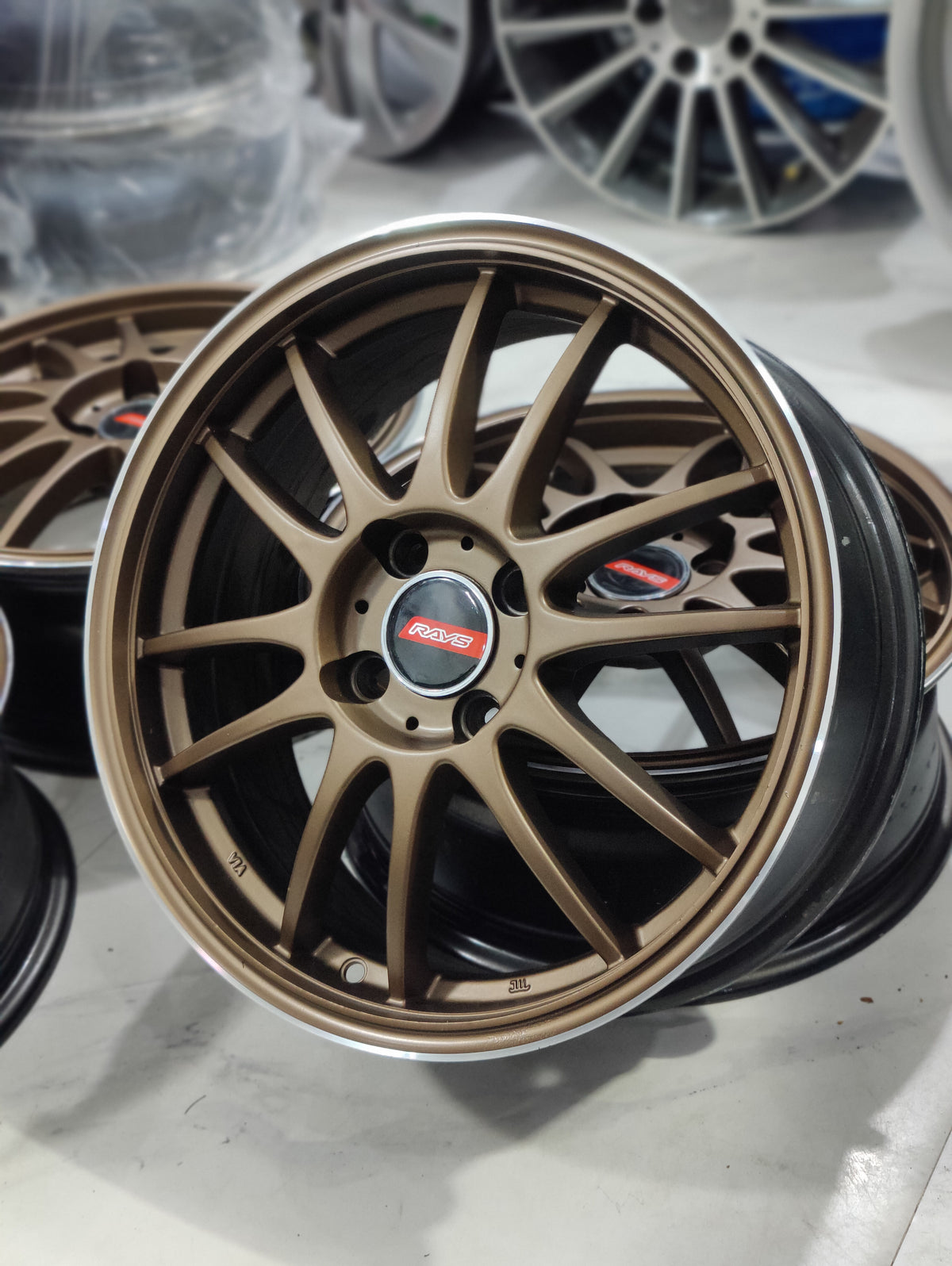 Ray's RE30 Wheels