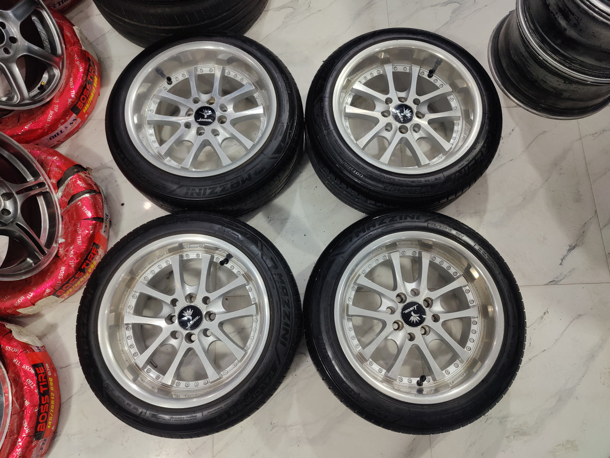 Karanze wheels &tyres almost new condition
