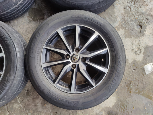 Toyota Yaris Wheels &tyres