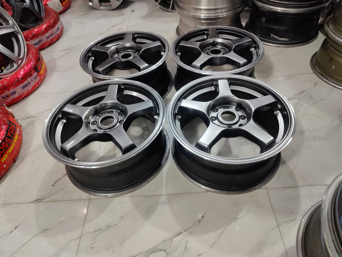 Advan Racing GT Wheels