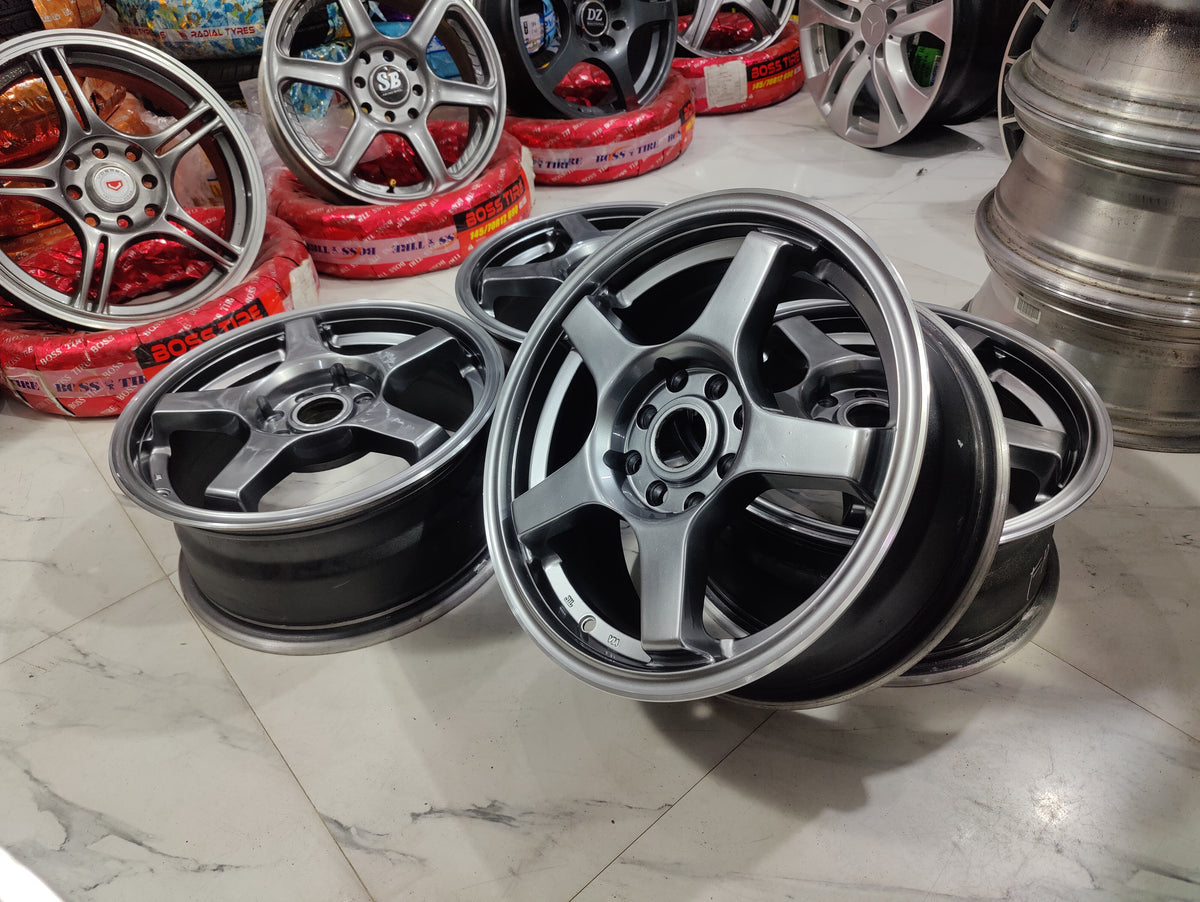 Advan Racing GT Wheels