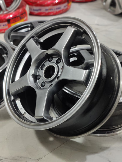 Advan Racing GT Wheels