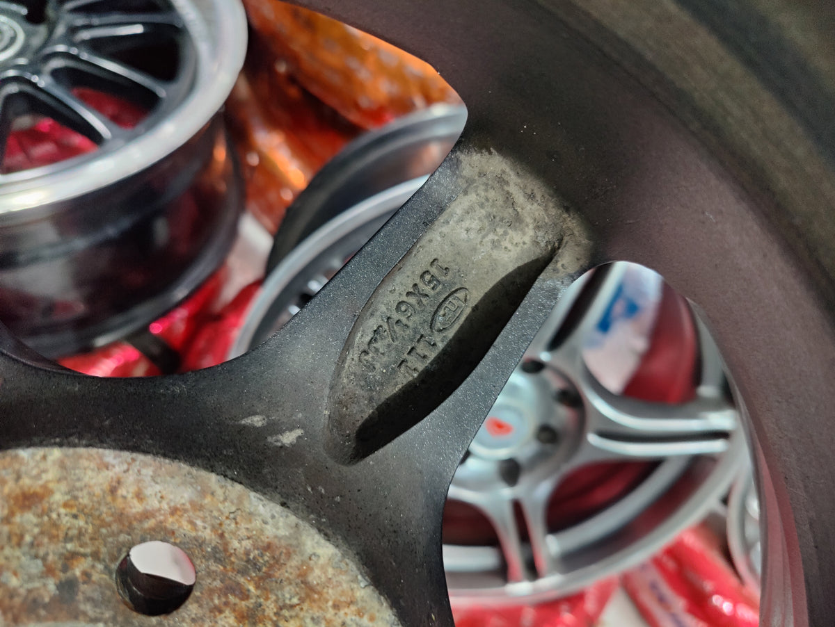Advan Racing GT Wheels